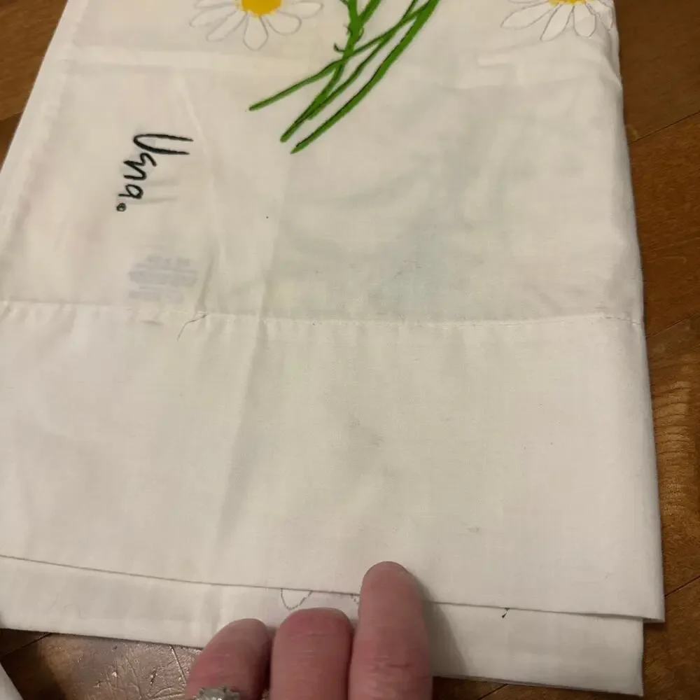 1970s Vera Neumann Daisy Sheet Set Full Size Burlington No-Iron Percale